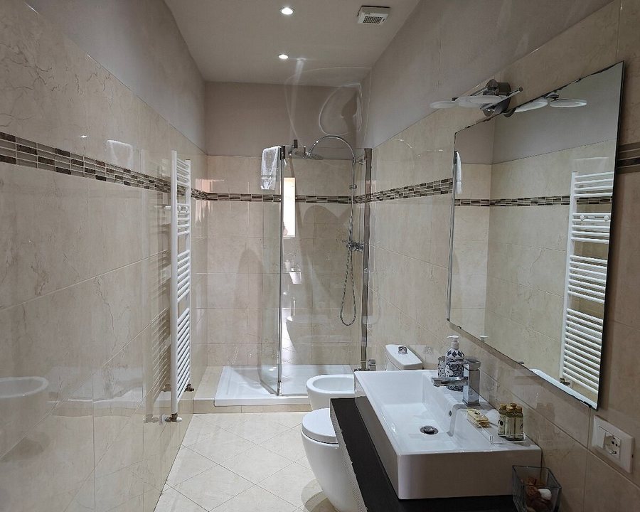 Alfani — Bathroom