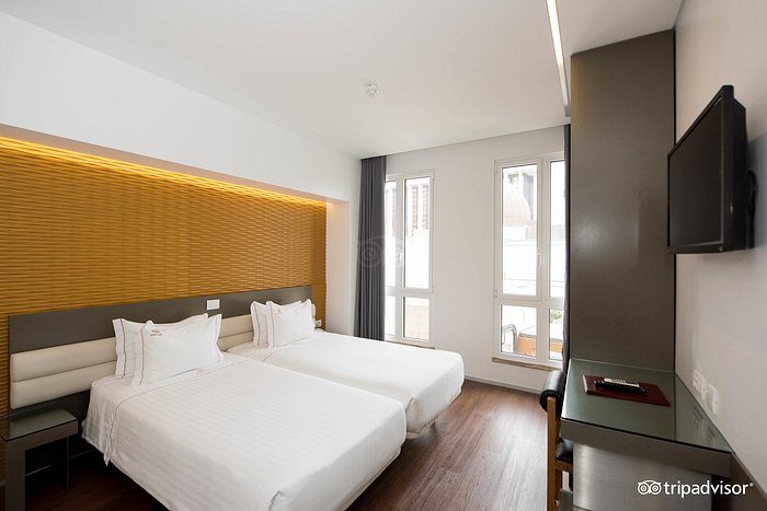 Alif Hotel — Guest room