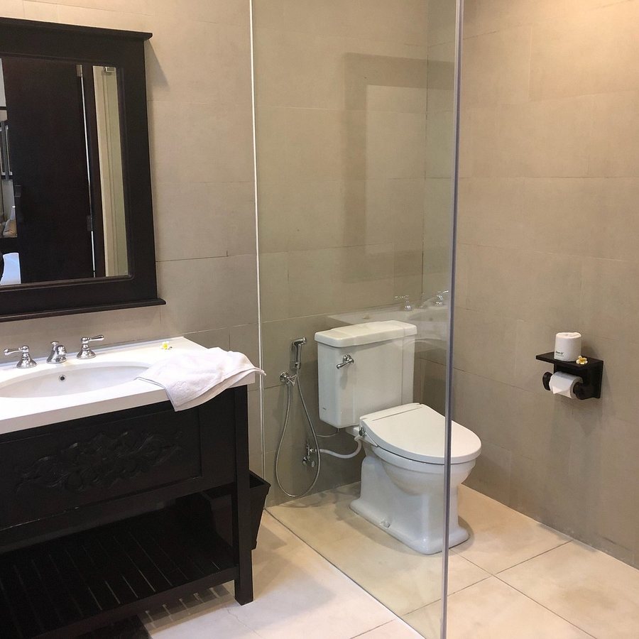 Alila Seminyak — Bathroom