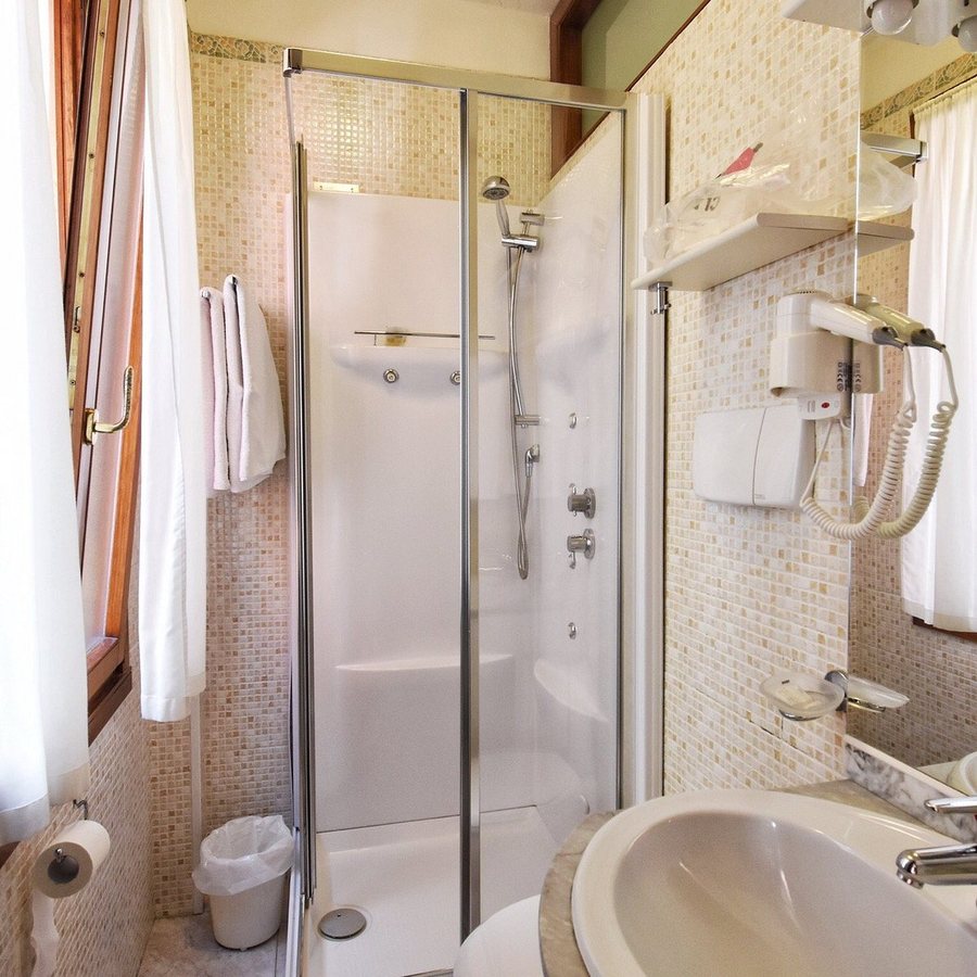 Alloggi Santa Sofia — Bathroom