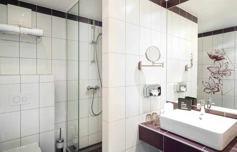 AllYouNeed Hotel Vienna 2 — Bathroom