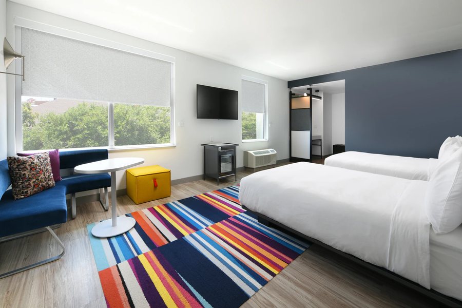 Aloft Austin Round Rock — Guest room