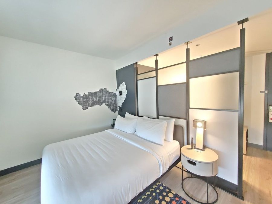 Aloft by Marriott Atlanta Perimeter Center — Guest room