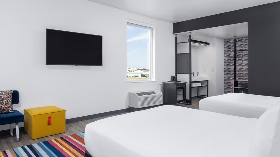 Aloft by Marriott Oklahoma City Quail Springs — Guest room