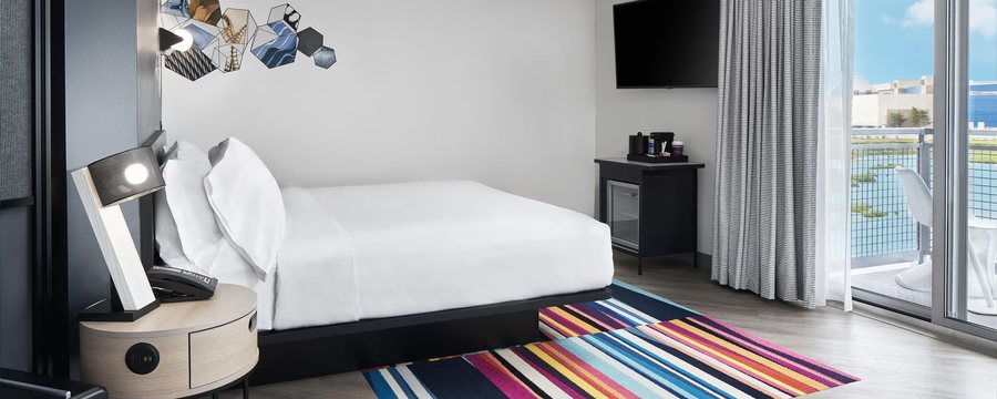 Aloft by Marriott Ponce Hotel Casino — Guest room