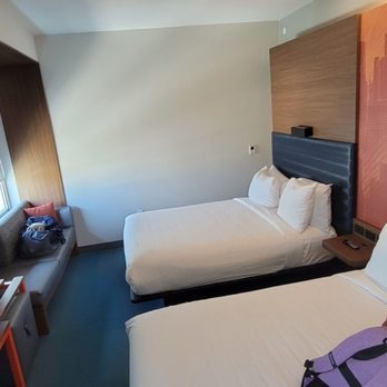 Aloft by Marriott Wichita — Guest room