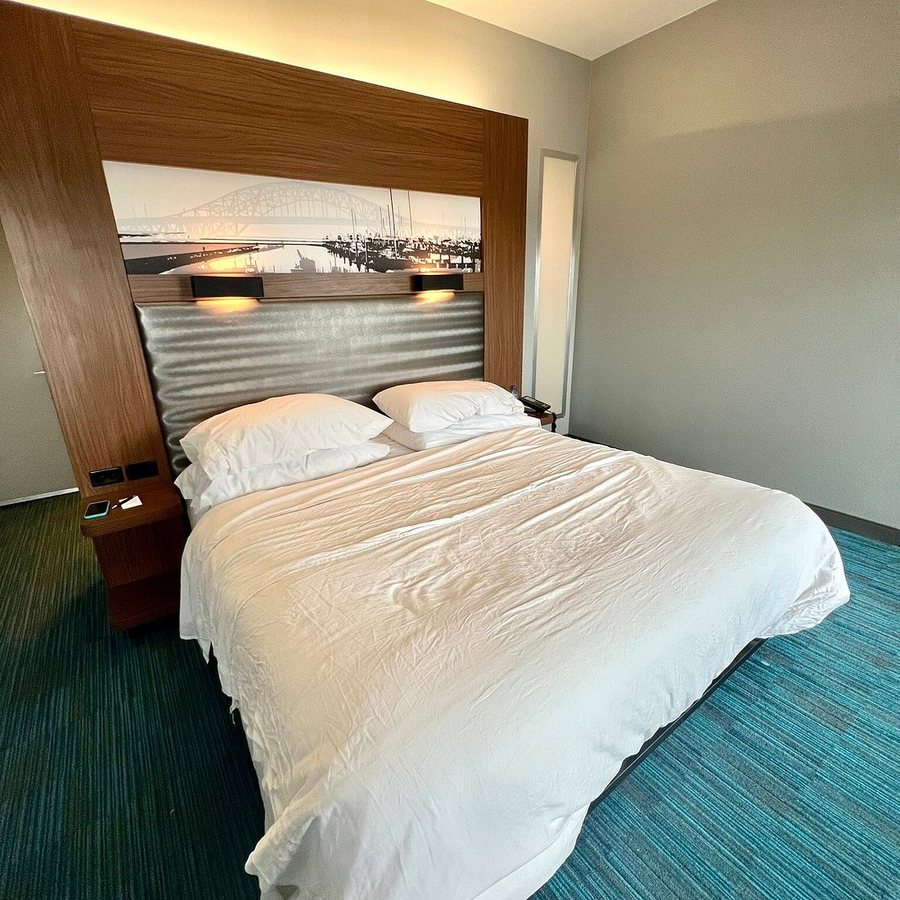Aloft Corpus Christi — Guest room