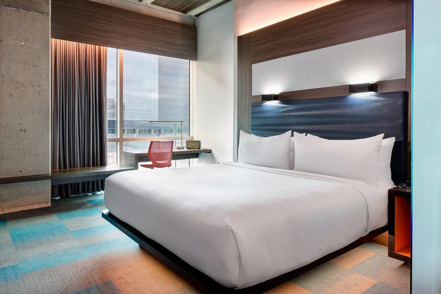 Aloft Fort Worth Downtown — Guest room