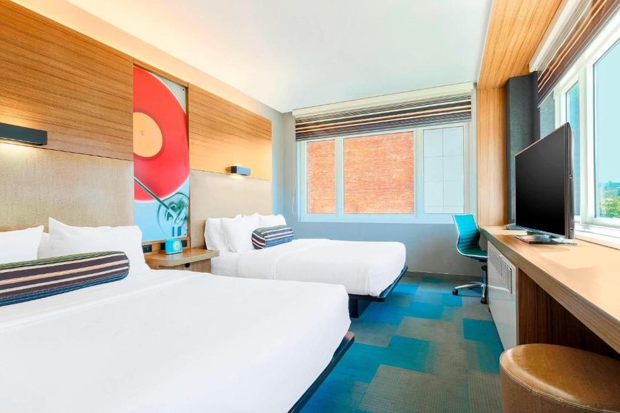Aloft Harlem New York City New York — Guest room