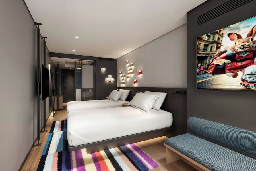 Aloft Istanbul Karakoy Istanbul — Guest room