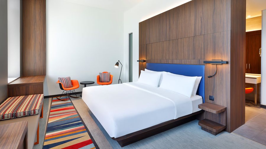 Aloft Me aisam Dubai — Guest room