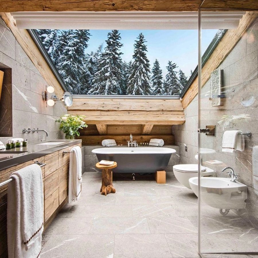 Alpen Way Chalet Mountain Lodge — Bathroom
