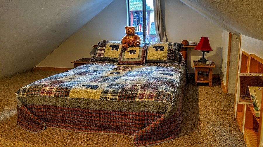 Alpen Way Chalet Mountain Lodge — Guest room
