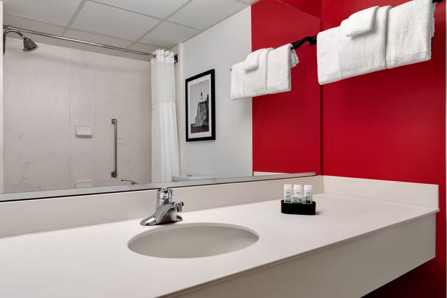 Alpena Resorts — Bathroom