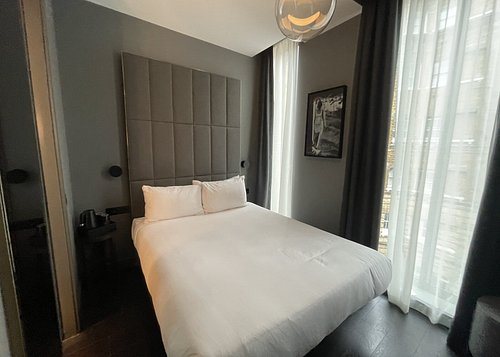 AMANO Covent Garden — Guest room