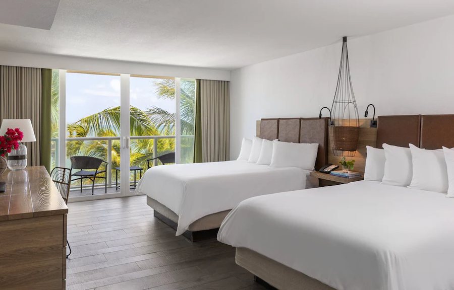Amara Cay Resort — Guest room