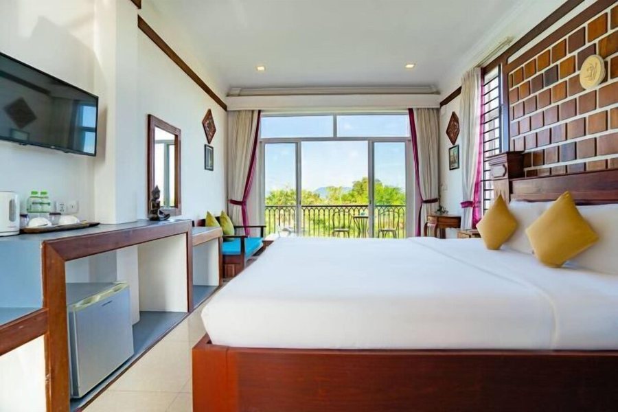 Amaya Kampot — Guest room