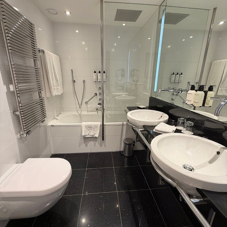 Ambassade Hotel Amsterdam North Holland Province — Bathroom