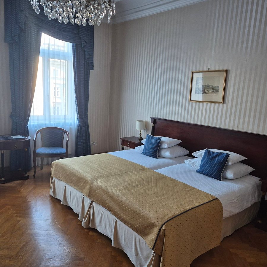 Ambassador Hotel — Guest room
