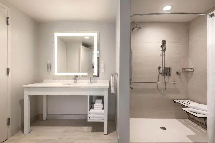 Ambassador — Bathroom