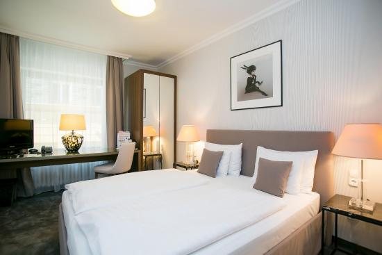 Ambra Hotel — Guest room