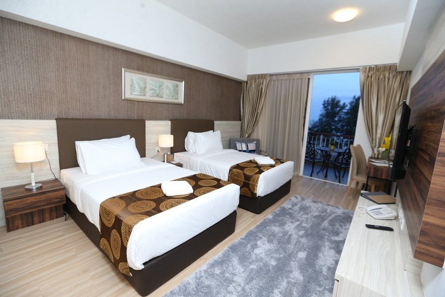 Amerald Resort Hotel — Guest room