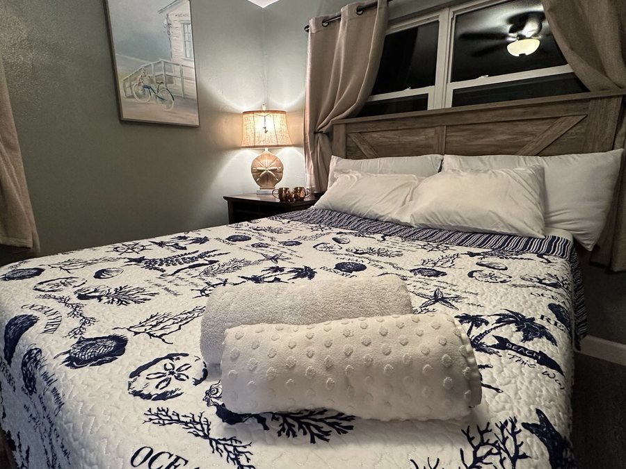 Americas Best Value Inn Satellite Beach Melbourne South Patrick Shores Brevard County — Guest room