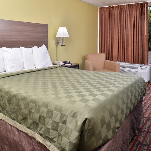 Americas Best Value Inn West Monroe — Guest room