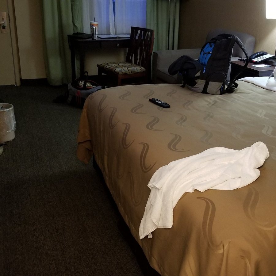 Americas Best Value Inn Yakima — Guest room