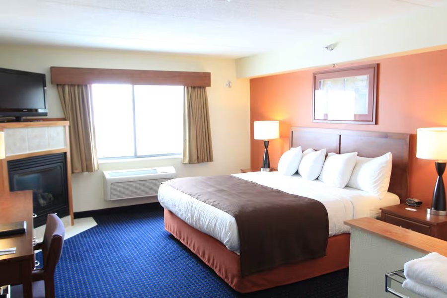 Americinn By Wyndham Cedar Rapids Airport — Guest room