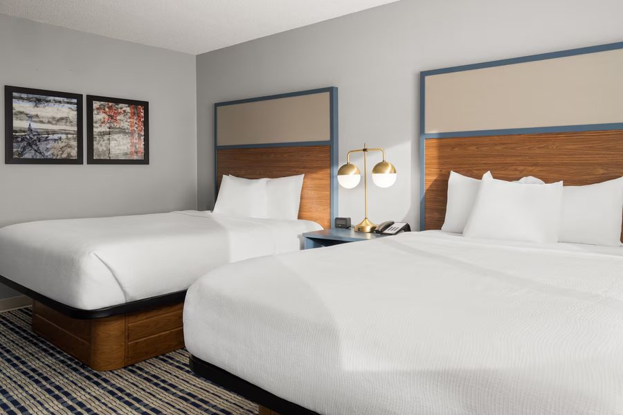 AmericInn by Wyndham Grand Forks — Guest room
