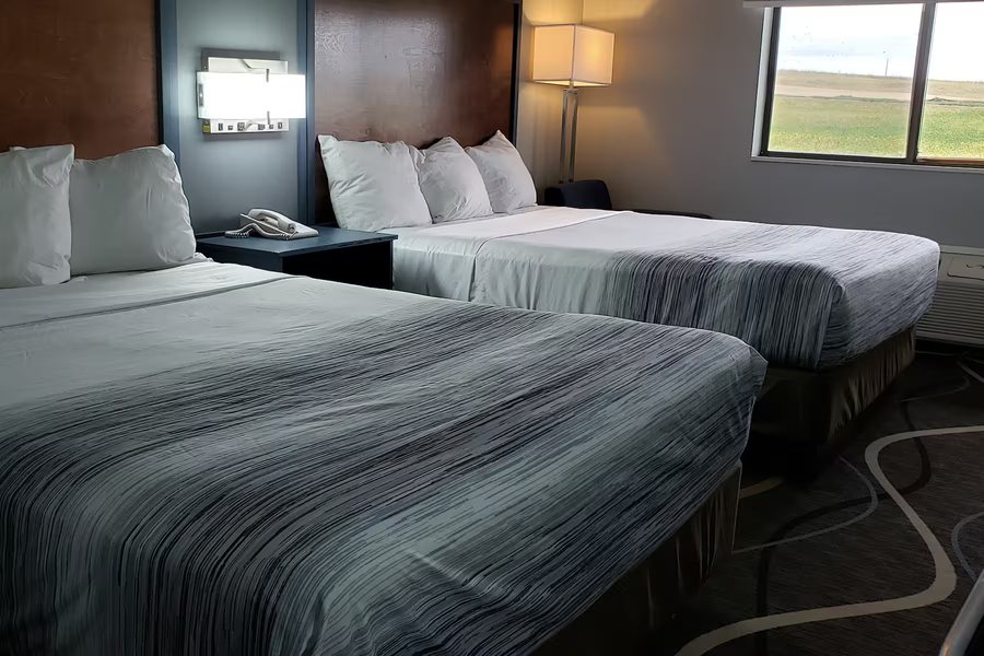 AmericInn by Wyndham Mauston — Guest room
