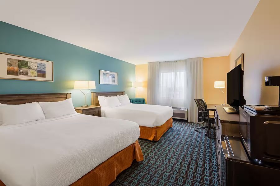AmericInn by Wyndham Minot — Guest room