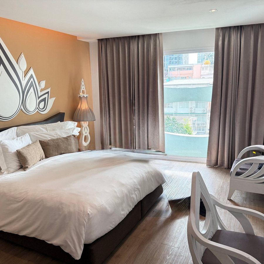 Anajak Bangkok Hotel — Guest room