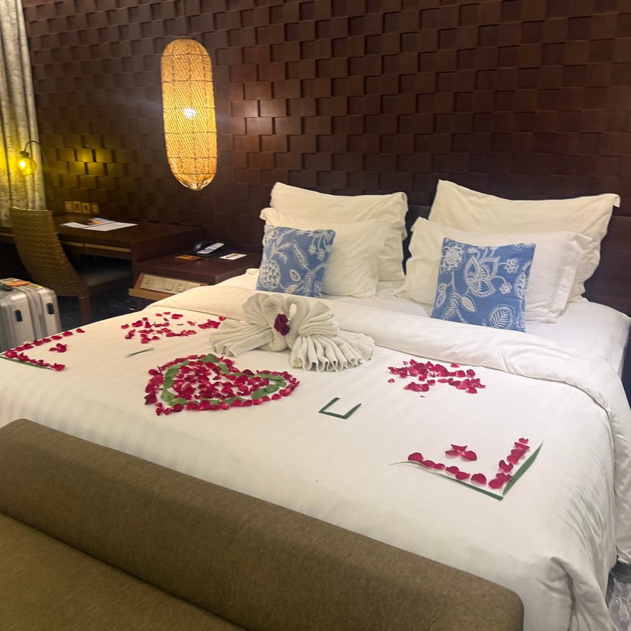 Anantara Uluwatu Bali Resort — Guest room