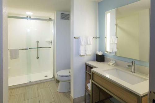 Anastasia Inn — Bathroom