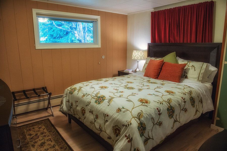 Anchorage Walkabout Town Bed and Breakfast — Guest room
