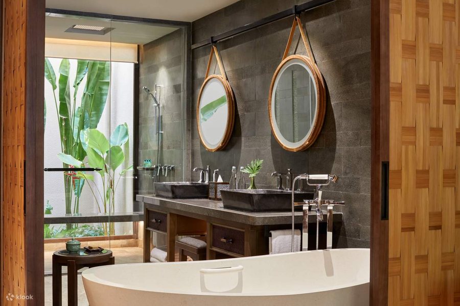 Andaz Bali — Bathroom