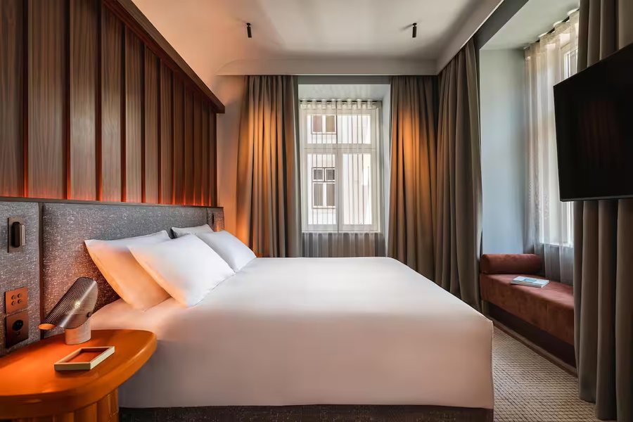 Andaz Lisbon by Hyatt — Guest room