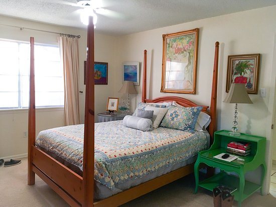 Andre s Riverview Bed and Breakfast — Guest room