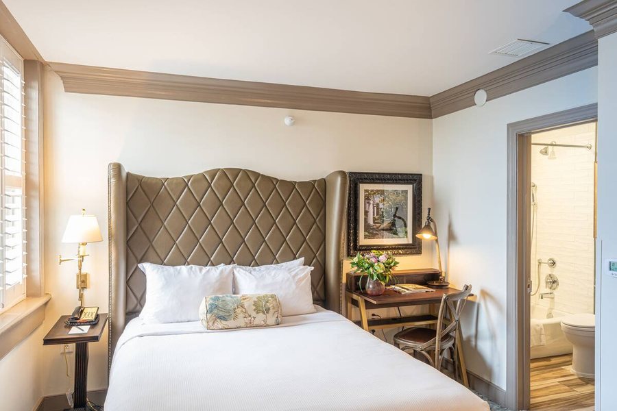 Andrew Pinckney Inn — Guest room