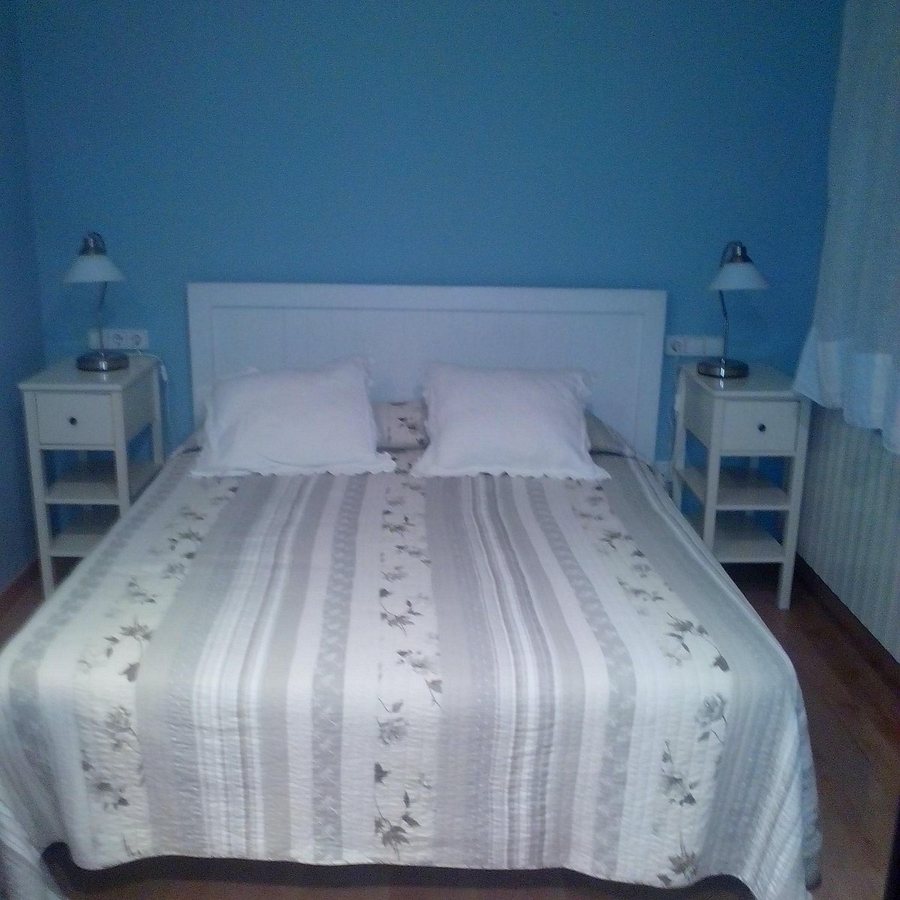 Anita s Bed Breakfast Barcelona Catalonia — Guest room