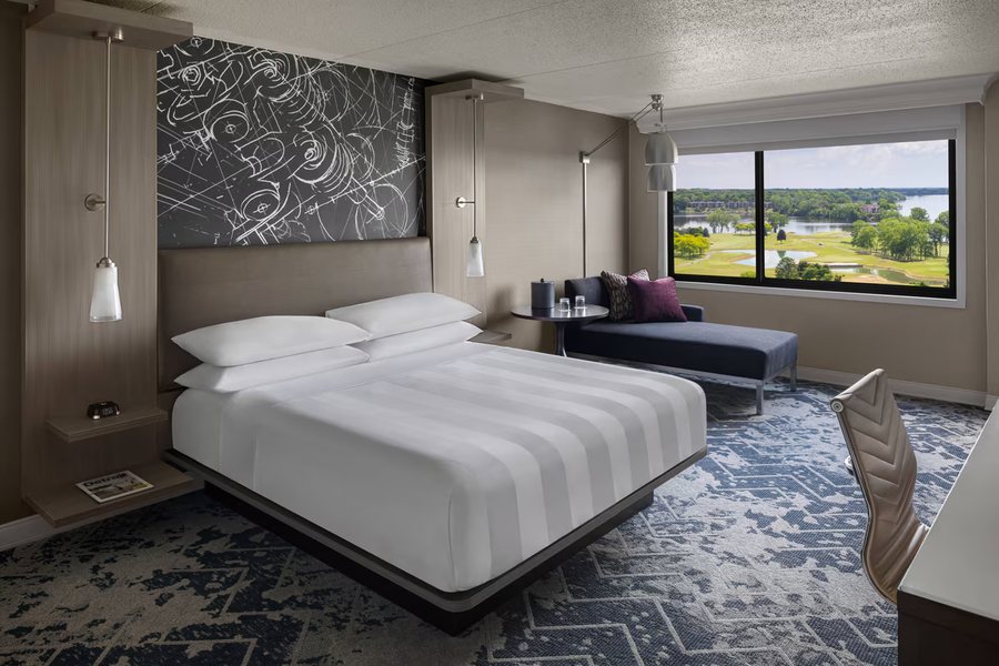 Ann Arbor Marriott Ypsilanti at Eagle Crest — Guest room