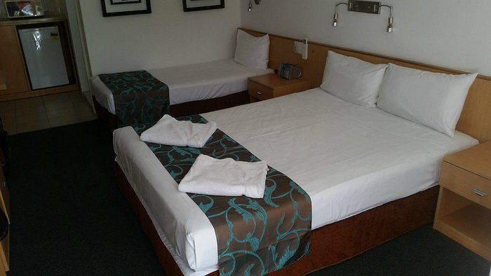 Annerley Motor Inn — Guest room