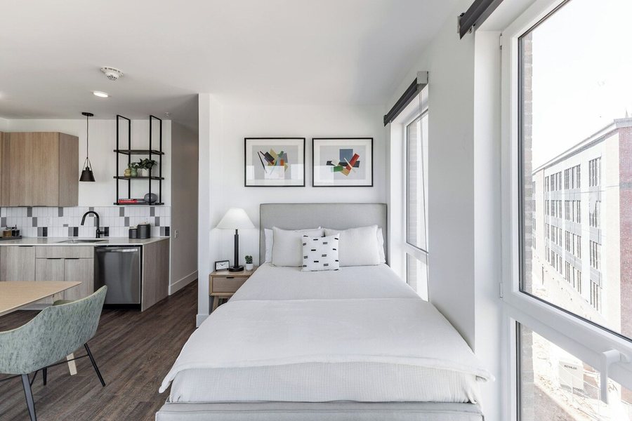 Anthem House Huntsville MidCity powered by Placemakr — Guest room