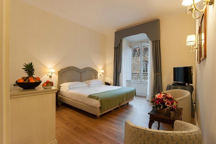 Antica Torre di Via Tornabuoni 1 — Guest room