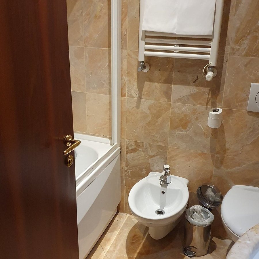 Antico Panada — Bathroom