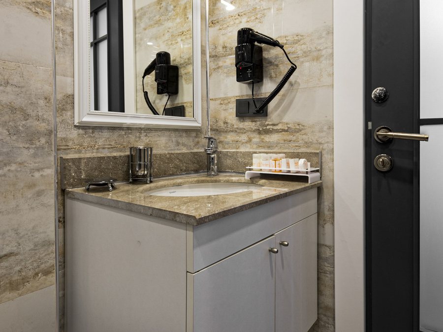 Antusa Design Hotel Spa Istanbul — Bathroom