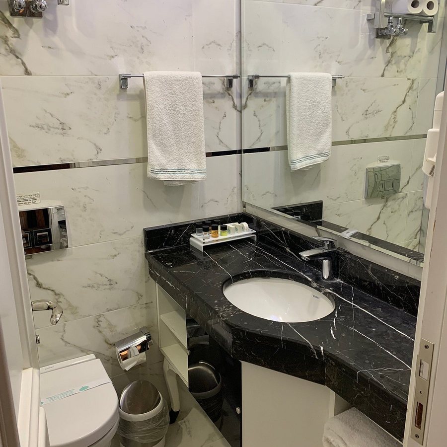 Antusa Palace Hotel Spa Istanbul — Bathroom