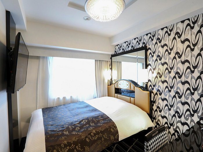 Apa Hotel Higashi Shinjuku Kabukicho Tower — Guest room